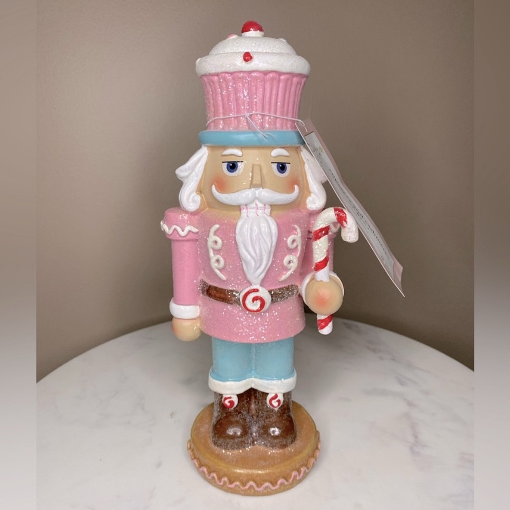 NWT Cupcakes and Cashmere Pastel Nutcracker Statue